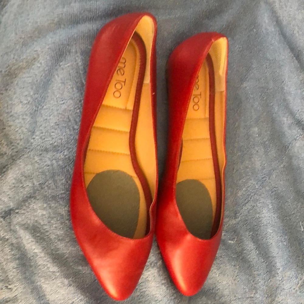 Me Too women’s cute red flats size 10